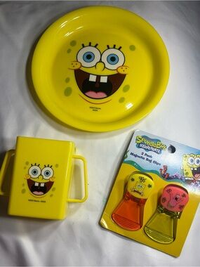 3 New SpongeBob Squarepants Bright Yellow Dinner Plate & Accessory Bundle